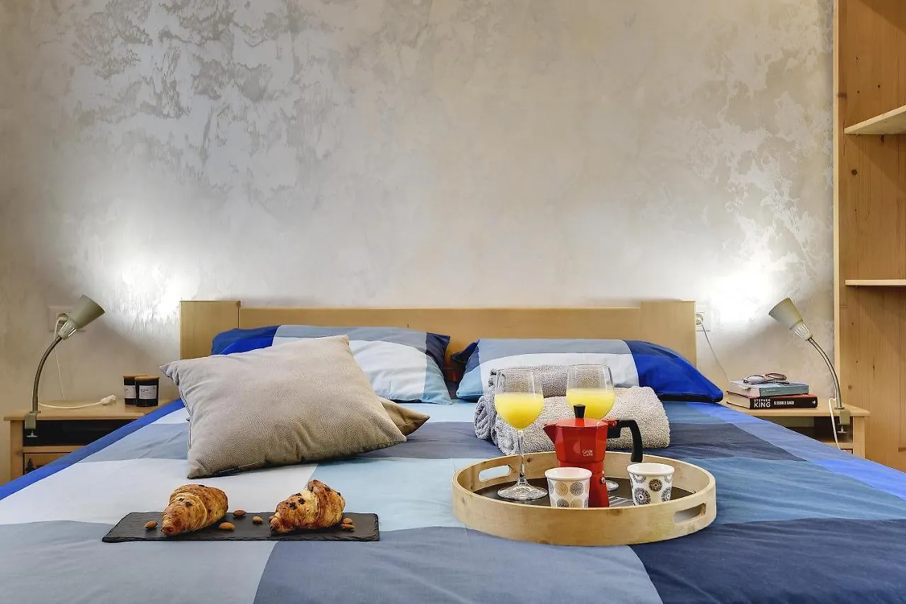 Mimoza Old Town Pula Apartments Croatia
